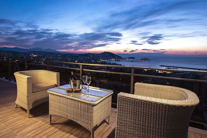 Imagen general del Demir Suit Hotel, Kusadasi. Foto 15
