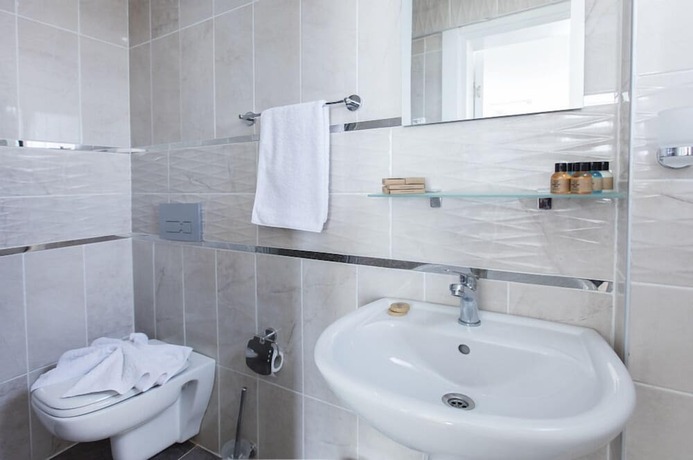 Imagen general del Demir Suit Hotel, Kusadasi. Foto 17