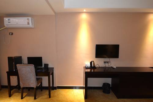 Imagen de la habitación del Deng Feng Pu Rui Hotel. Foto 2