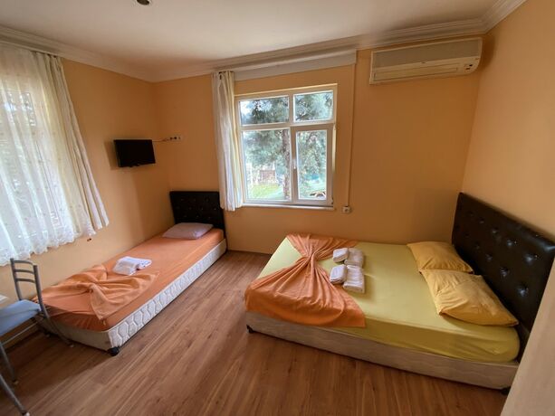 Imagen de la habitación del Deniz Apart Motel. Foto 17