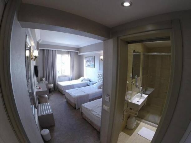 Imagen de la habitación del Deniz Otel. Foto 7