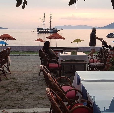 Imagen del bar/restaurante del Deniz Otel, FETHIYE. Foto 4