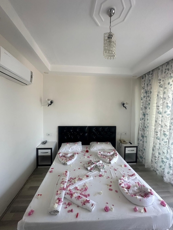 Imagen de la habitación del Deniz Otel, Finike. Foto 10