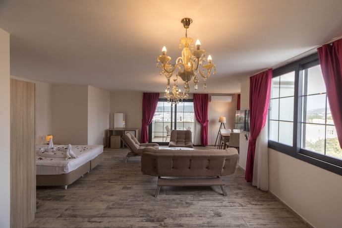Imagen de la habitación del Deniz Otel, Seferihisar. Foto 4