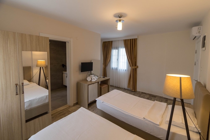 Imagen de la habitación del Deniz Otel, Seferihisar. Foto 8