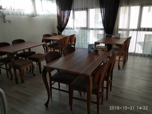 Imagen del bar/restaurante del Deniz Otel, Sur. Foto 7