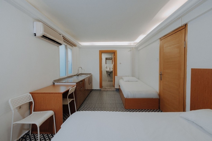 Imagen de la habitación del Deniz Pansiyon, Izmir. Foto 6