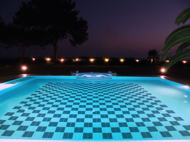 Imagen de la piscina del Denizati Holiday Village. Foto 20