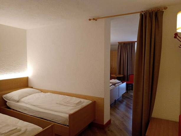 Imagen de la habitación del Dependance Soran-Hotel San Lorenzo. Foto 5