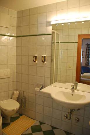 Imagen de la habitación del Der Erlhof Restaurant & Landhotel. Foto 5