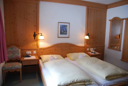 Imagen de la habitación del Der Erlhof Restaurant & Landhotel. Foto 12