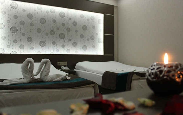 Imagen de la habitación del Derya Otel, Karatay. Foto 7