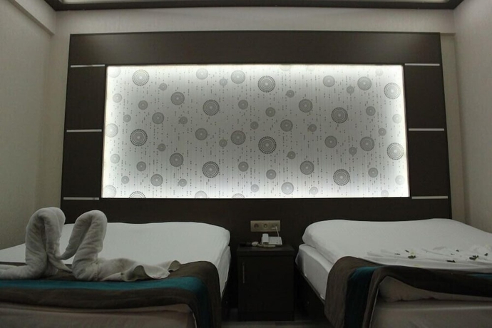 Imagen de la habitación del Derya Otel, Karatay. Foto 11