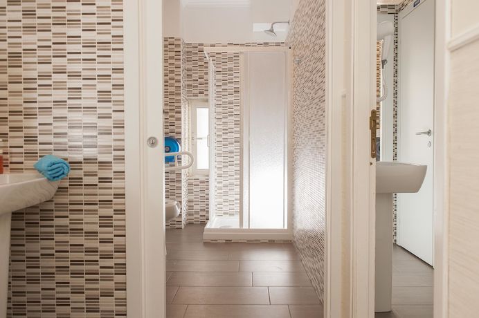 Imagen de la habitación del Des Artistes Budget Rooms. Foto 3