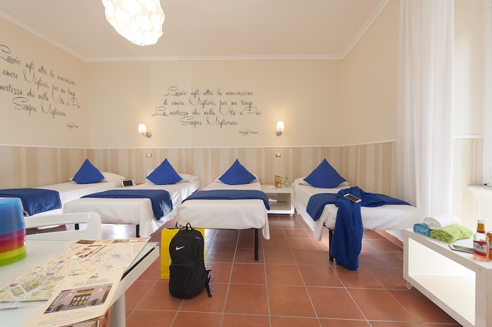 Imagen de la habitación del Des Artistes Budget Rooms. Foto 9