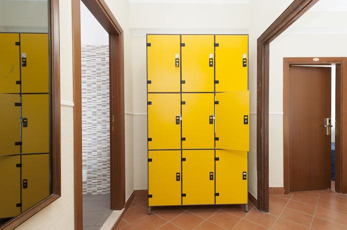 Imagen de los interiores del Des Artistes Budget Rooms. Foto 19