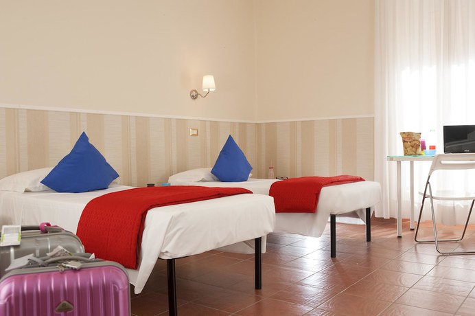 Imagen de la habitación del Des Artistes Budget Rooms. Foto 15