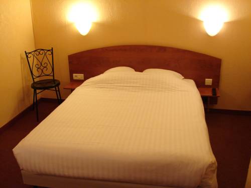 Imagen de la habitación del Des Lices - Angers. Foto 7