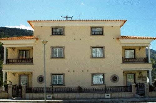 Imagen de la habitación del Descanso Serrano. Foto 2