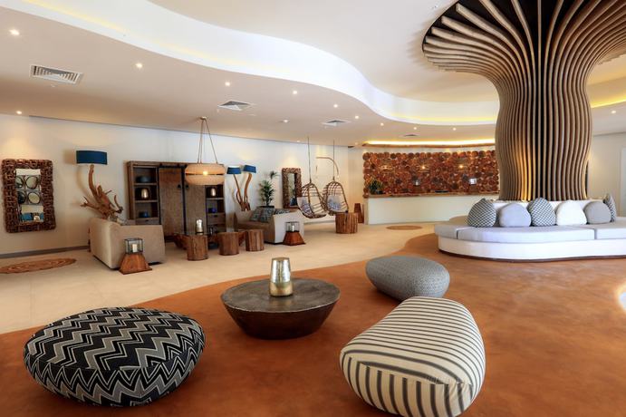 Imagen de los interiores del Design Plus Seya Beach Hotel. Foto 13