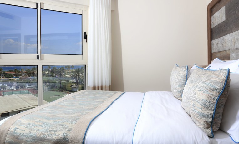 Imagen de la habitación del Design Plus Seya Beach Hotel. Foto 7