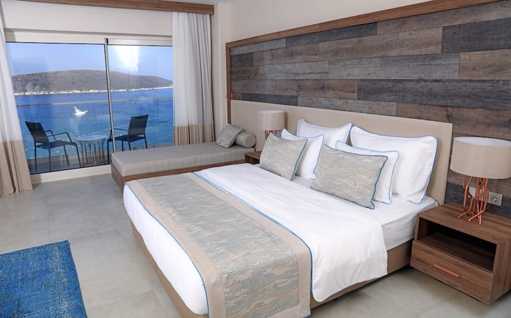 Imagen de la habitación del Design Plus Seya Beach Hotel. Foto 10