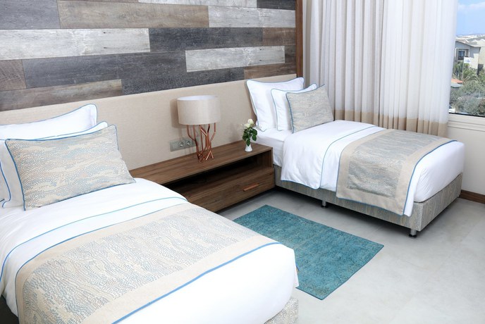 Imagen de la habitación del Design Plus Seya Beach Hotel. Foto 12