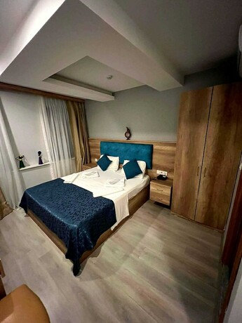 Imagen general del Destinia Pera Suites. Foto 2