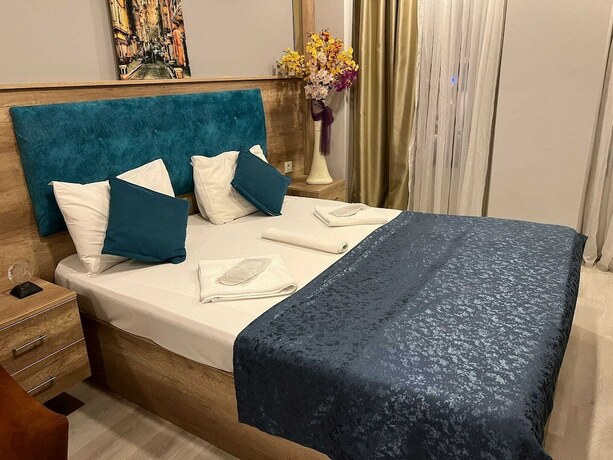 Imagen general del Destinia Pera Suites. Foto 7