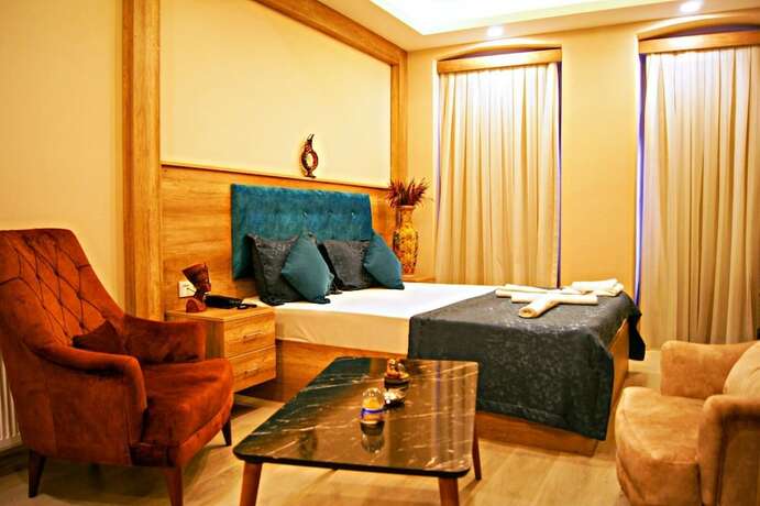 Imagen general del Destinia Pera Suites. Foto 9