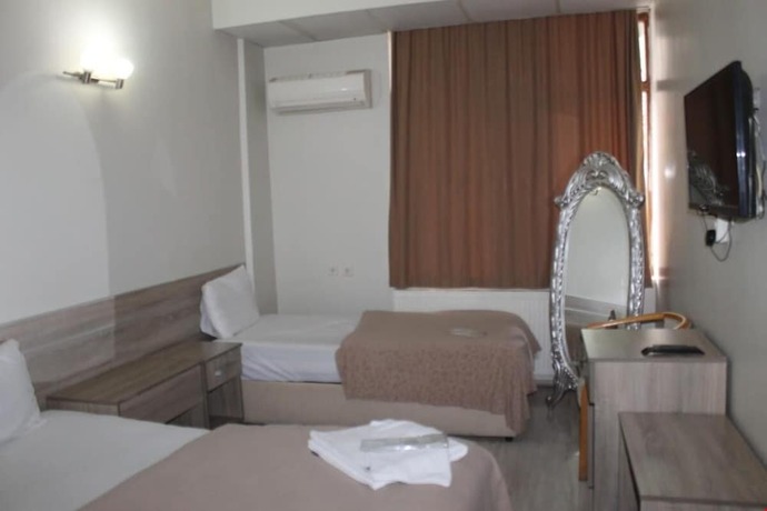 Imagen de la habitación del Deta Port Hotel. Foto 10