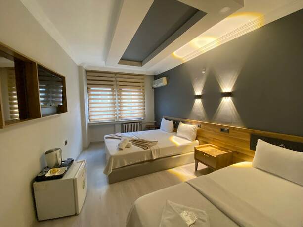 Imagen de la habitación del Deta Port Hotel. Foto 11