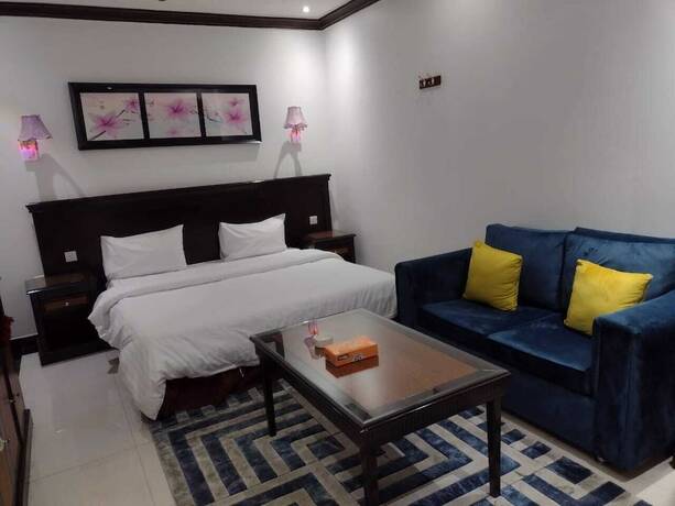 Imagen de la habitación del Deyala Hotel Suites. Foto 15