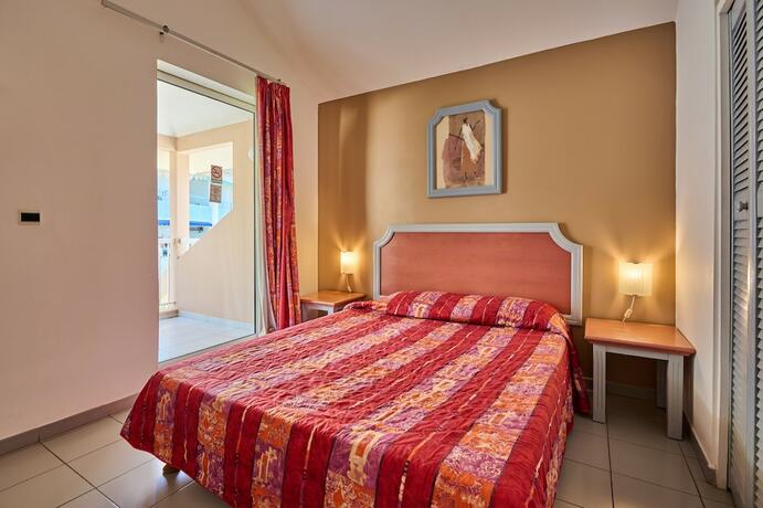 Imagen general del Diamant Beach. Foto 1