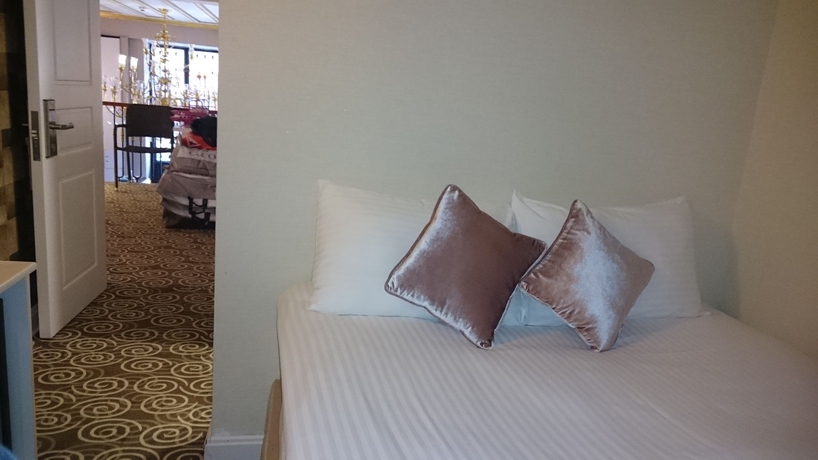 Imagen de la habitación del Diamond Royal Hotel. Foto 6