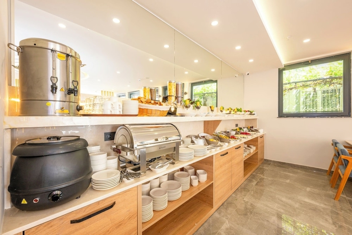 Imagen de los interiores del Diamond luxury Hotel. Foto 13