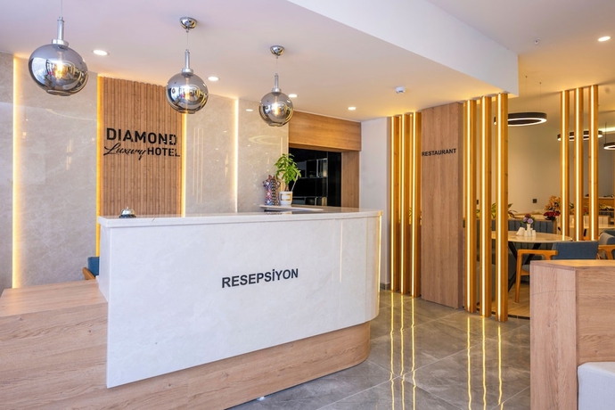Imagen de los interiores del Diamond luxury Hotel. Foto 16
