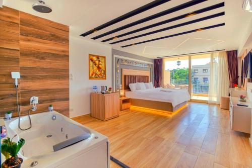 Imagen de la habitación del Diamond pyramids hotel. Foto 17
