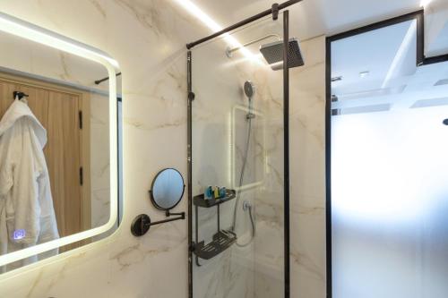 Imagen de la habitación del Diamond pyramids hotel. Foto 19