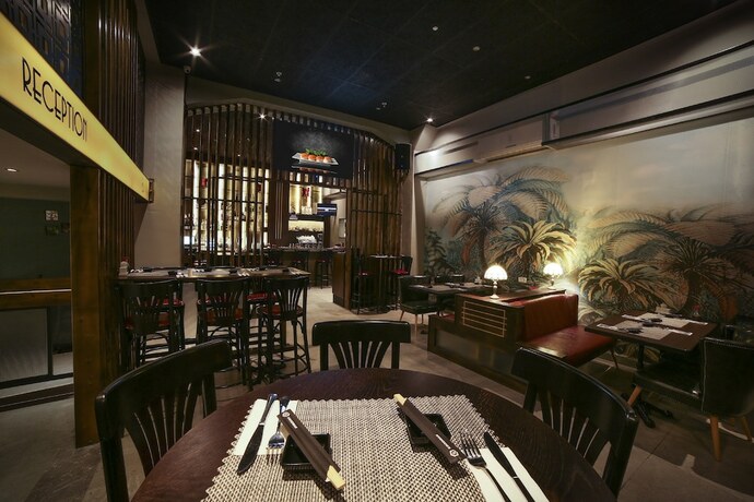 Imagen del bar/restaurante del Diana Hotel. Foto 9