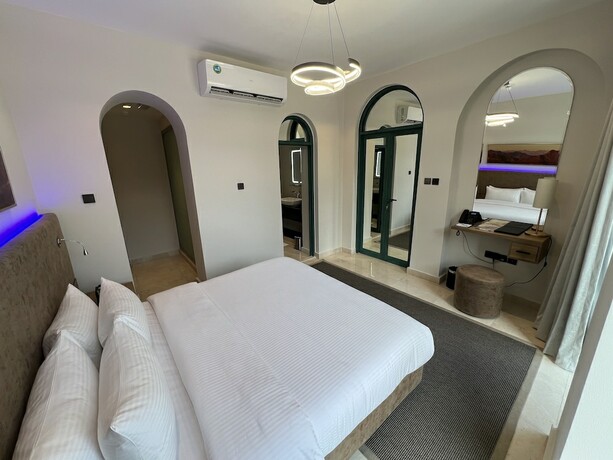 Imagen de la habitación del Dibba Mountain Park Resort. Foto 18