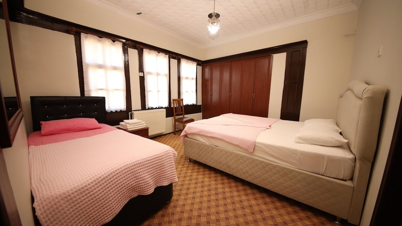Imagen de la habitación del Dibekonu Konak. Foto 12