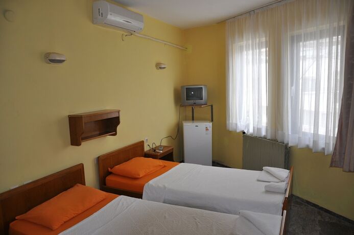 Imagen de la habitación del Dikili Pansiyon. Foto 8