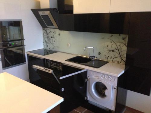 Imagen de la habitación del Dilov Apartments in Yalta Golden Sands. Foto 14