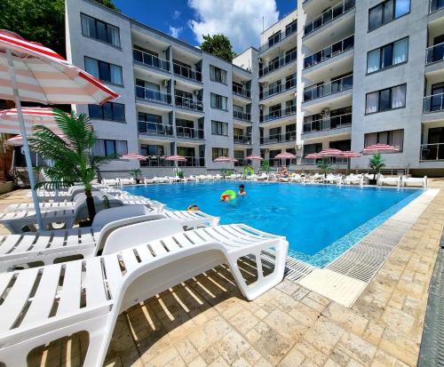 Imagen general del Dilov Apartments in Yalta Golden Sands. Foto 10