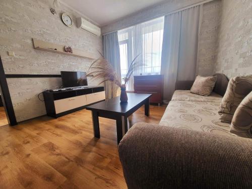 Imagen de la habitación del Dilov Apartments in Yalta Golden Sands. Foto 20