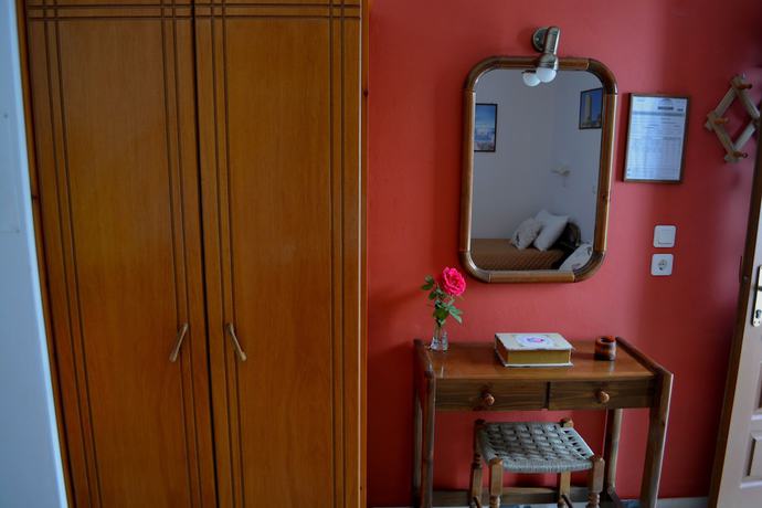 Imagen de la habitación del Dimitra Studios, Naxos. Foto 15