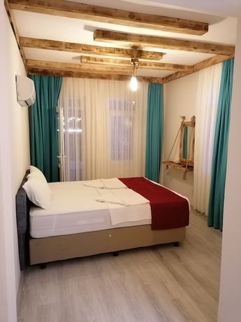 Imagen de la habitación del Dinc Otel. Foto 10