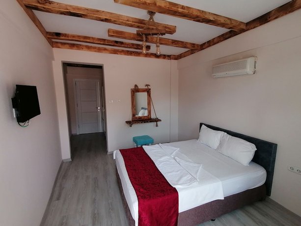 Imagen de la habitación del Dinc Otel. Foto 14
