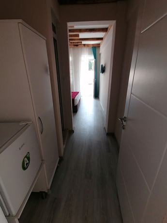 Imagen de la habitación del Dinc Otel. Foto 15